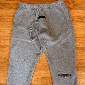 Fear of God Essentials Classic Sweatpant Homestead Heather Grey, Men's Small